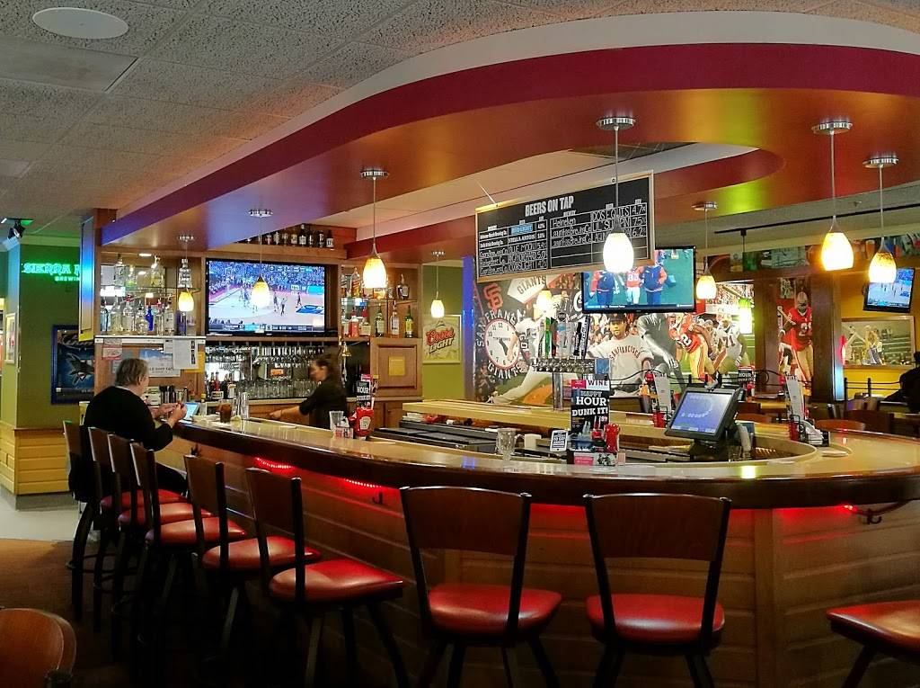 Applebees Grill + Bar | restaurant | 501 Rohnert Park Expy, Rohnert Park, CA 94928, USA | 7072060660 OR +1 707-206-0660