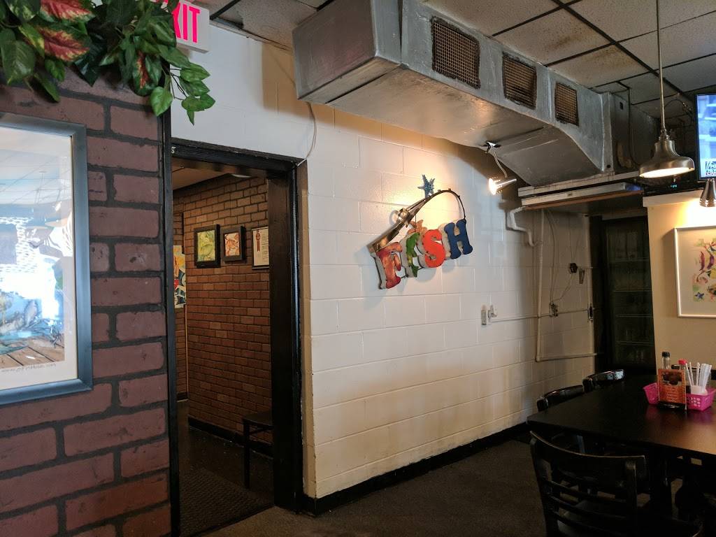 Mrs Fish Seafood Grill | restaurant | 919 Broadway St, Myrtle Beach, SC 29577, USA | 8439466869 OR +1 843-946-6869