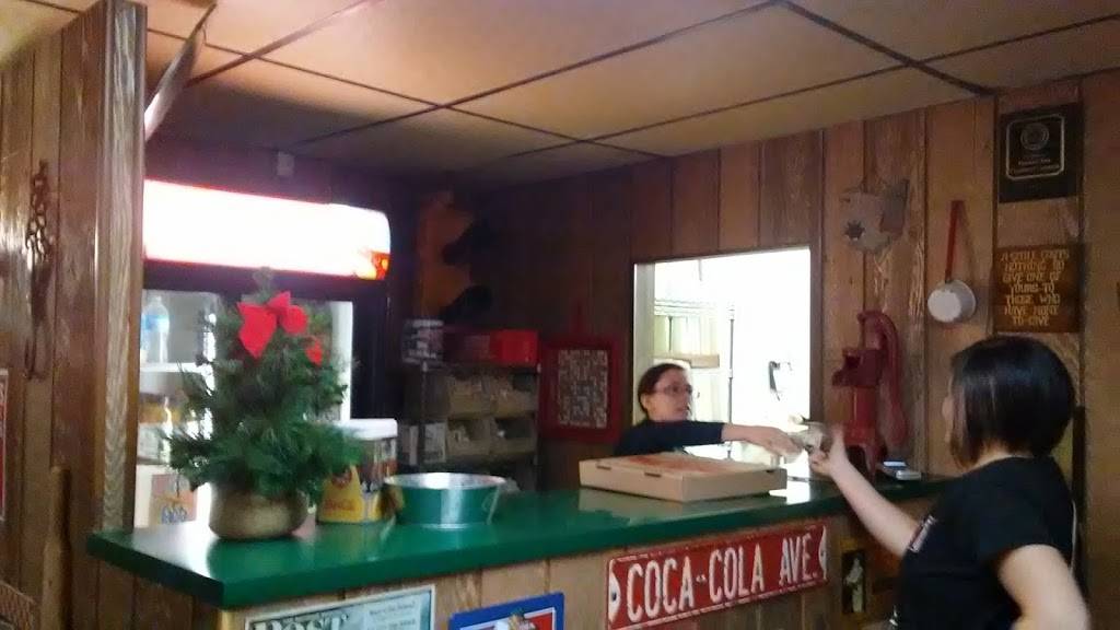 Capuanos Pizza House | restaurant | 24 S Twp Rd, Pataskala, OH 43062, USA | 7409277681 OR +1 740-927-7681