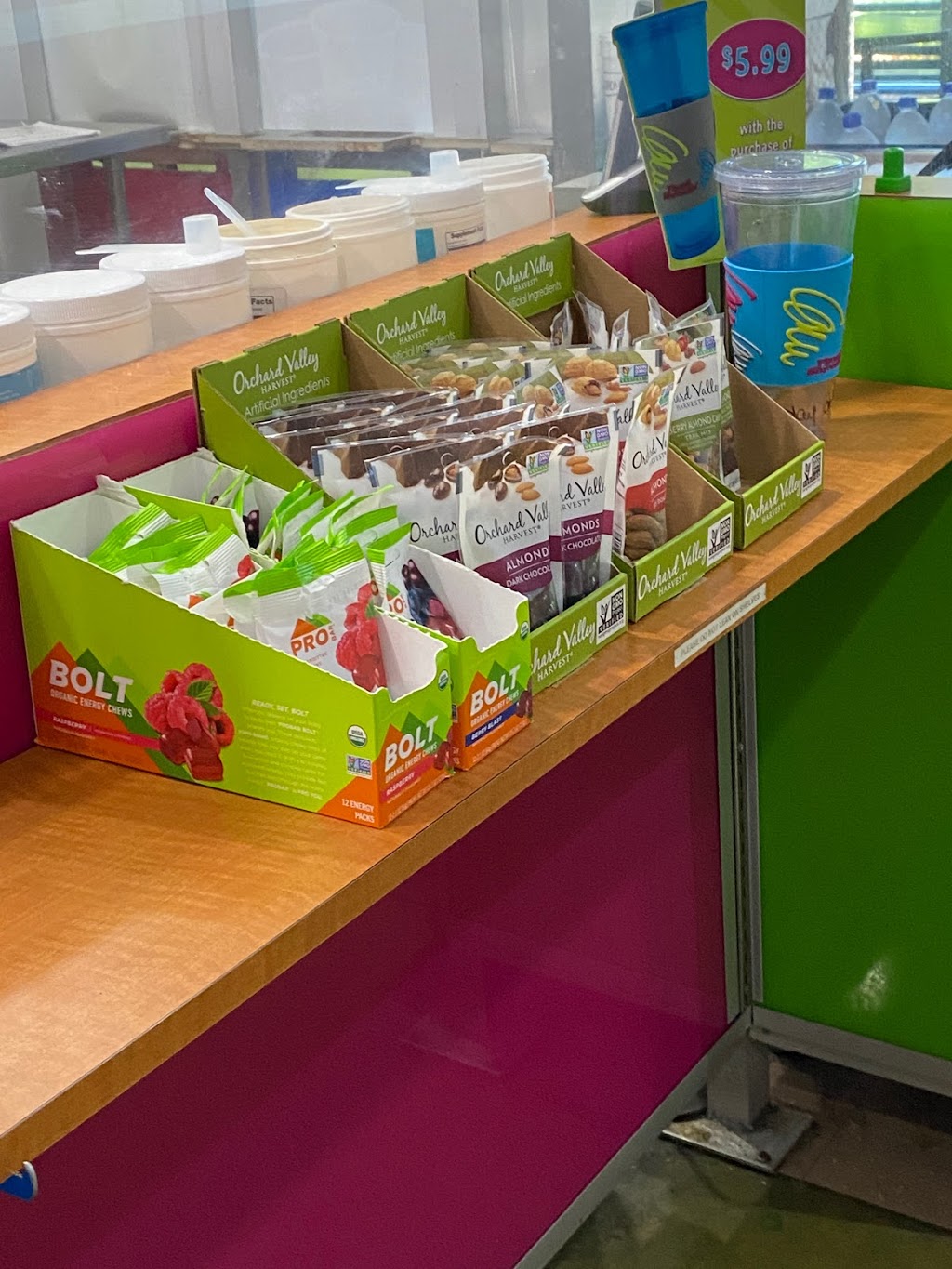 Planet Smoothie | restaurant | 11681 W Hillsborough Ave, Tampa, FL 33635, USA | 8138914243 OR +1 813-891-4243