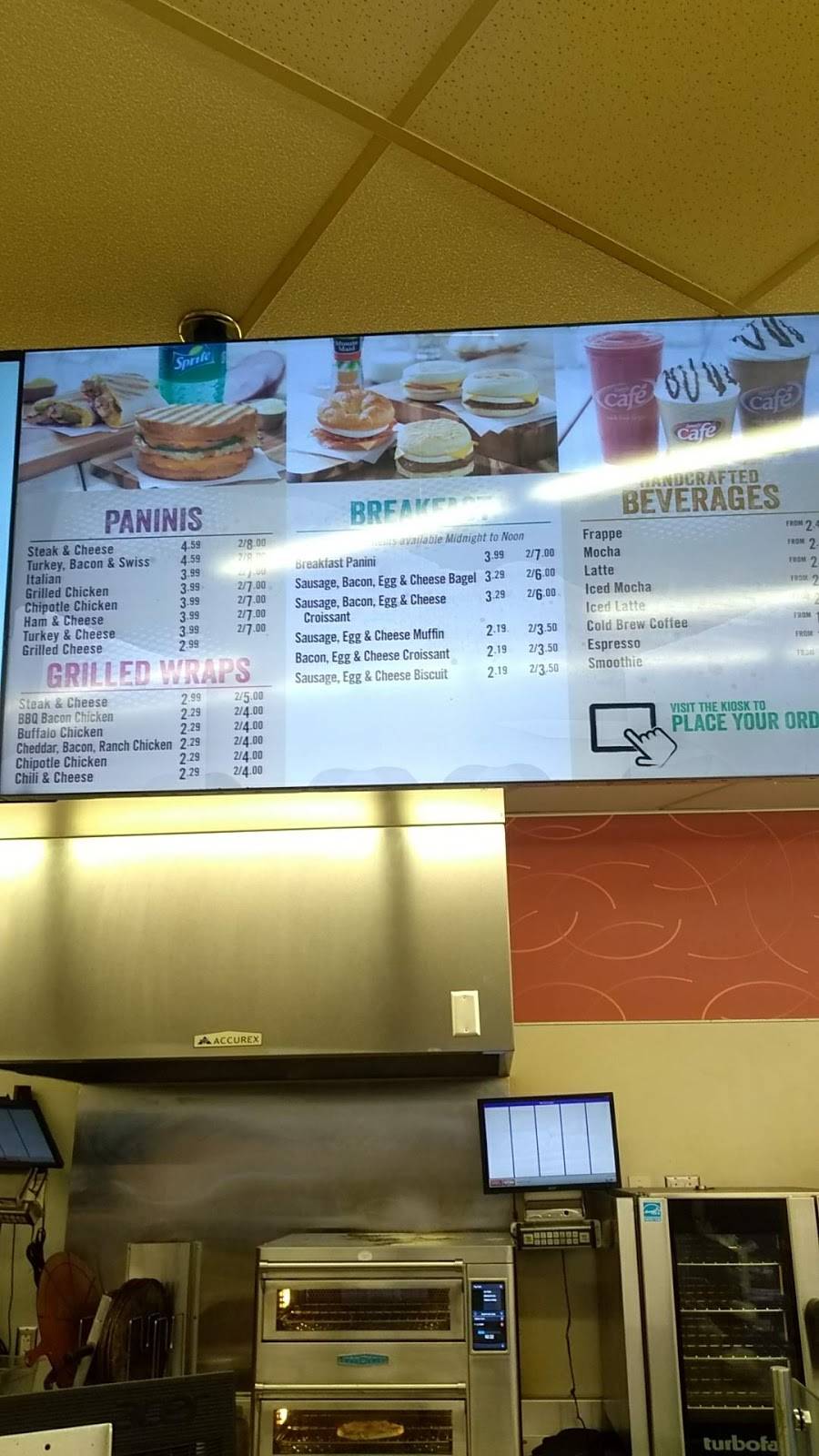 Speedy Café | restaurant | 2210 Arthur St, Louisville, KY 40208, USA | 5026360438 OR +1 502-636-0438