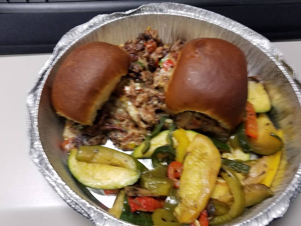 Sangria on the Burg | restaurant | 5115 Fredericksburg Rd, San Antonio, TX 78229, USA | 2102653763 OR +1 210-265-3763