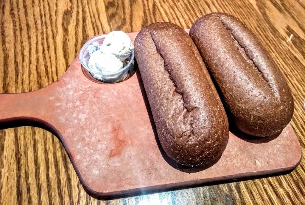 Outback Steakhouse | restaurant | 6091 Oxon Hill Rd, Oxon Hill, MD 20745, USA | 3018394300 OR +1 301-839-4300