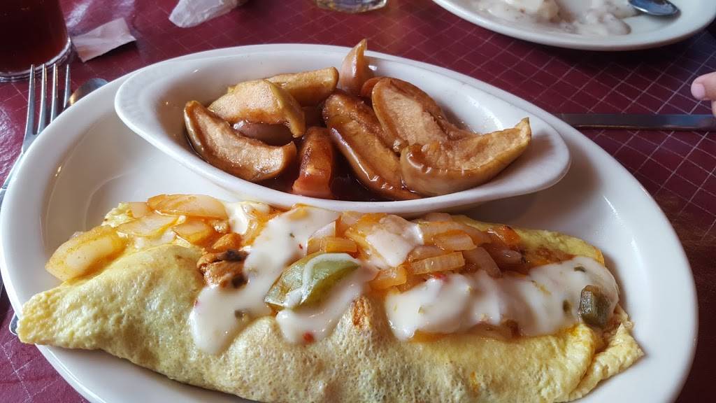 Robins Nest Cafe | restaurant | 11014 Co Rd B, Hayward, WI 54843, USA | 7154623132 OR +1 715-462-3132