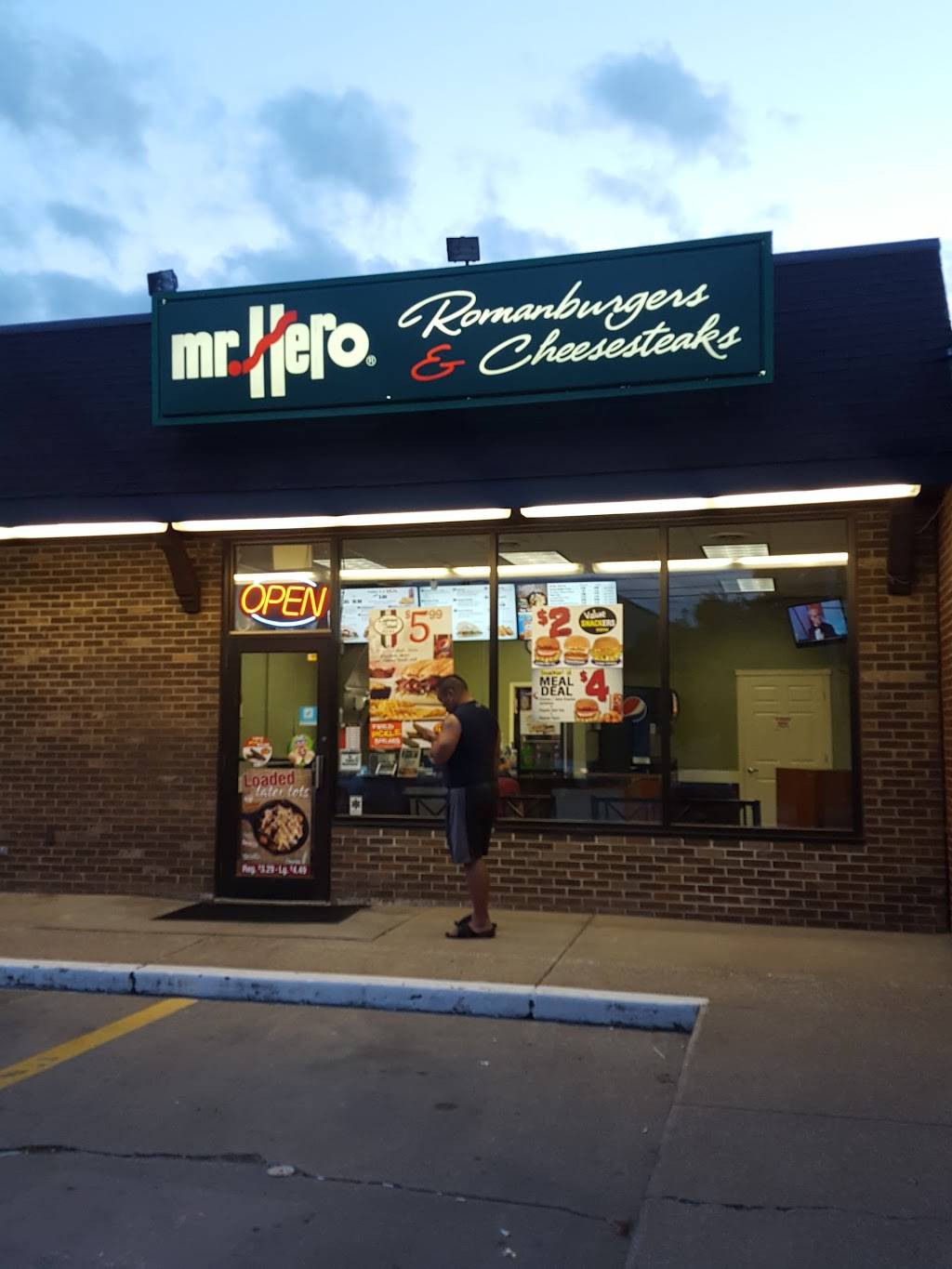 Mr. Hero | meal takeaway | 5846 State Rd, Cleveland, OH 44134, USA | 4408426575 OR +1 440-842-6575