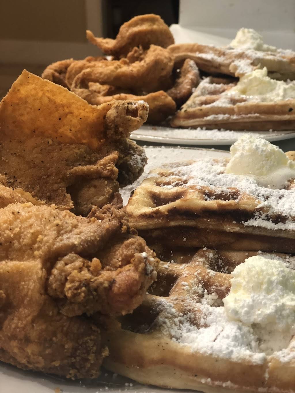 Dubs St. Johns | restaurant | 8727 N Lombard St, Portland, OR 97203, USA | 5039988230 OR +1 503-998-8230