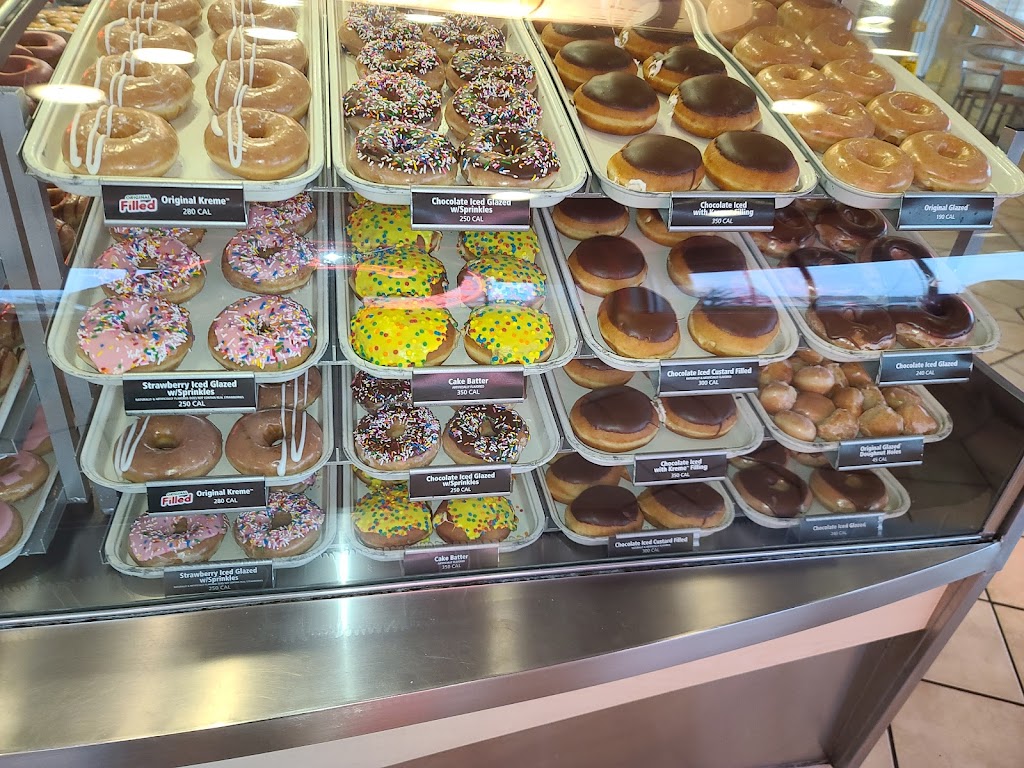 Krispy Kreme | bakery | 3095 Ross Clark Cir Ste 84W, Dothan, AL 36301, USA | 3346770741 OR +1 334-677-0741