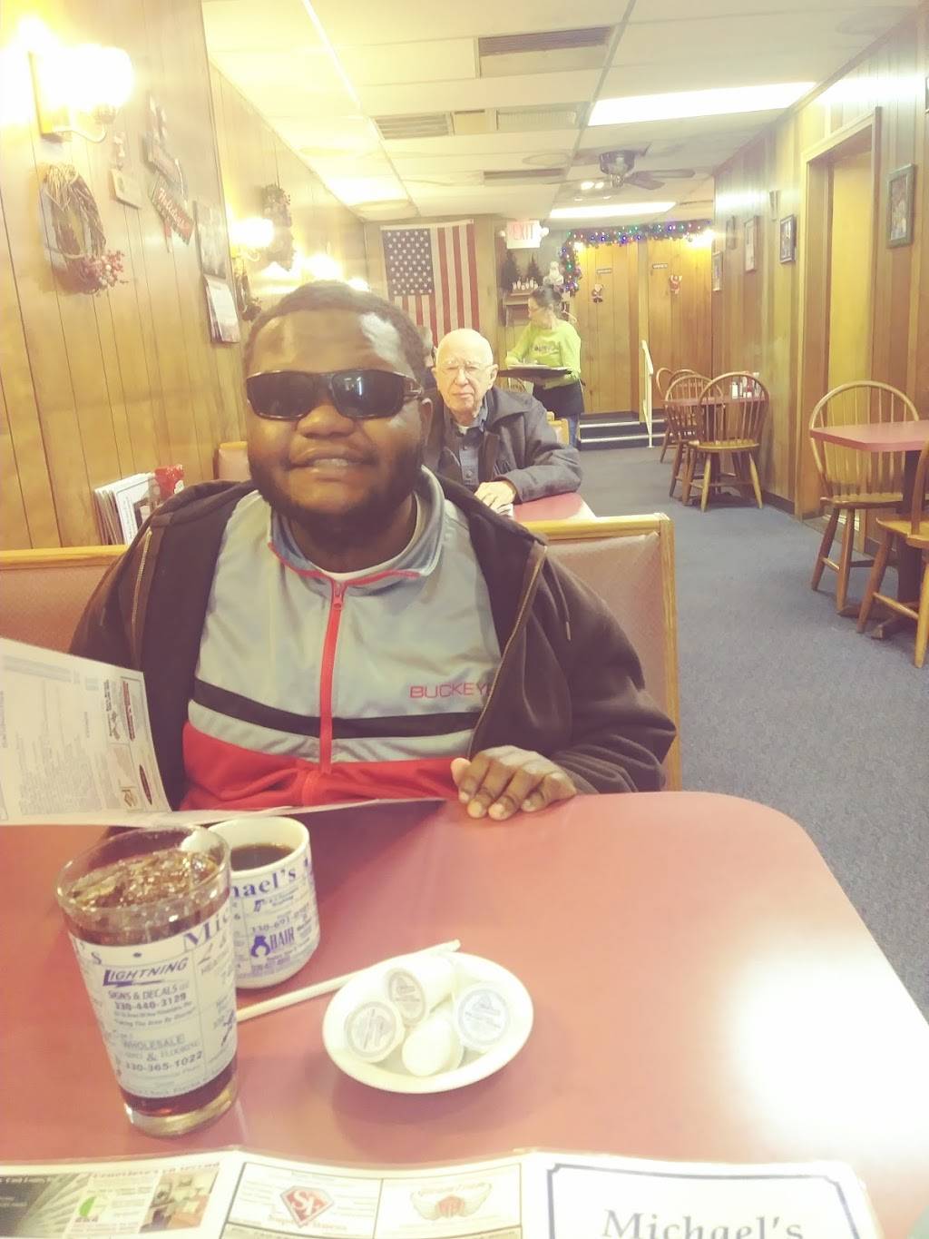 Michaels Restaurant | restaurant | 134 E High Ave, New Philadelphia, OH 44663, USA | 3303438670 OR +1 330-343-8670