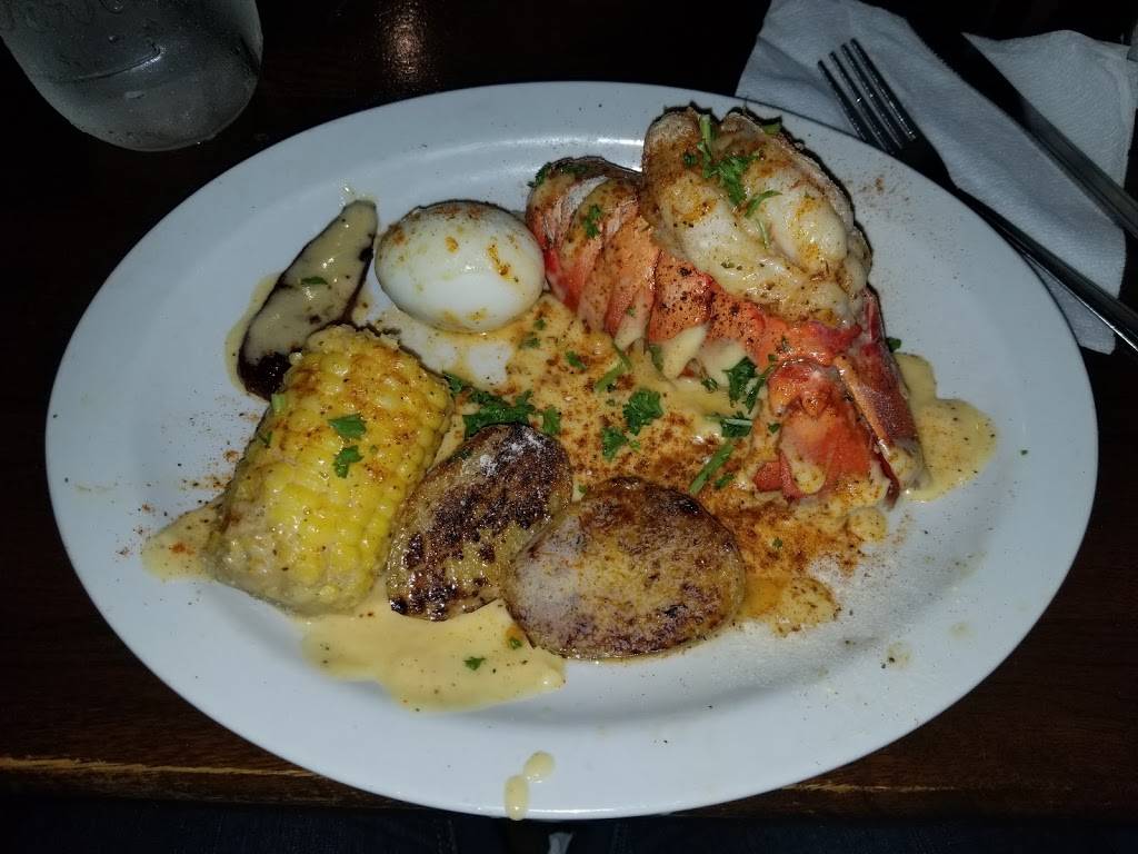 Seafood by Crushed Velvet | restaurant | 1317 Washington Ave, St. Louis, MO 63103, USA | 3147370707 OR +1 314-737-0707