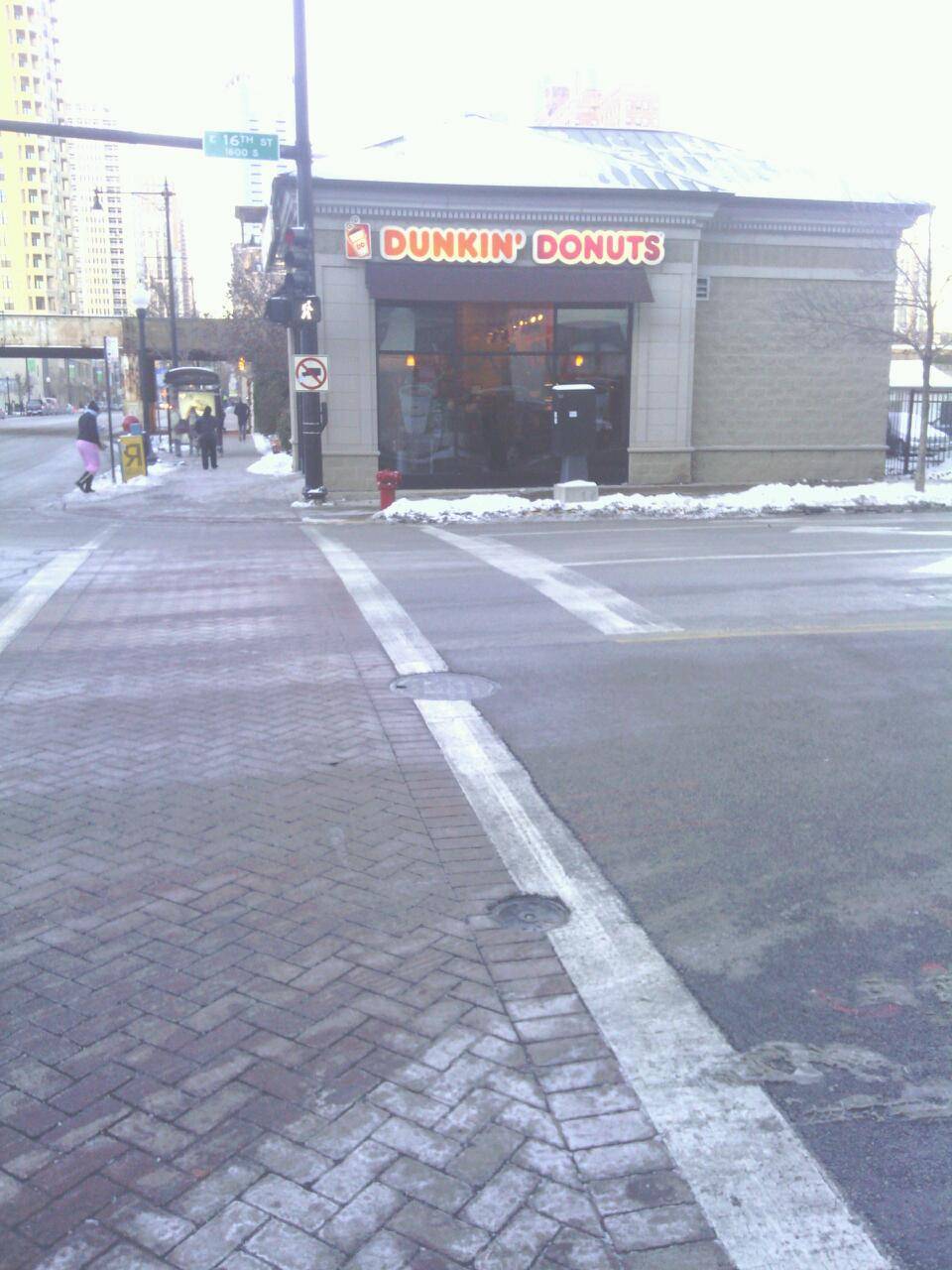 Dunkin Donuts | cafe | 1575 S Michigan Ave, Chicago, IL 60605, USA | 3124470951 OR +1 312-447-0951
