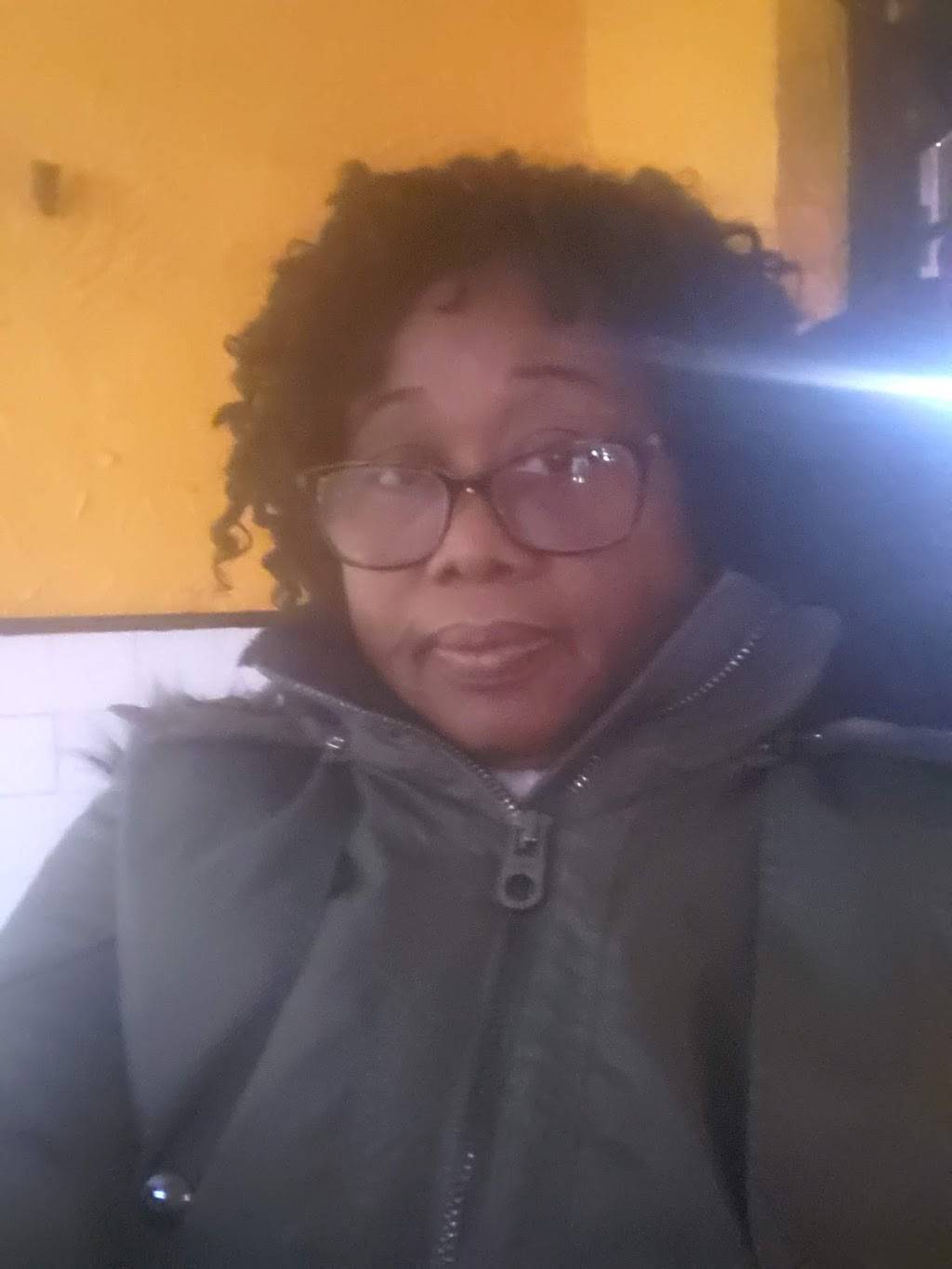 Mangoes Restaurant | restaurant | 2491 Lake Shore Blvd W, Etobicoke, ON M8V 1C5, Canada | 4162531920 OR +1 416-253-1920