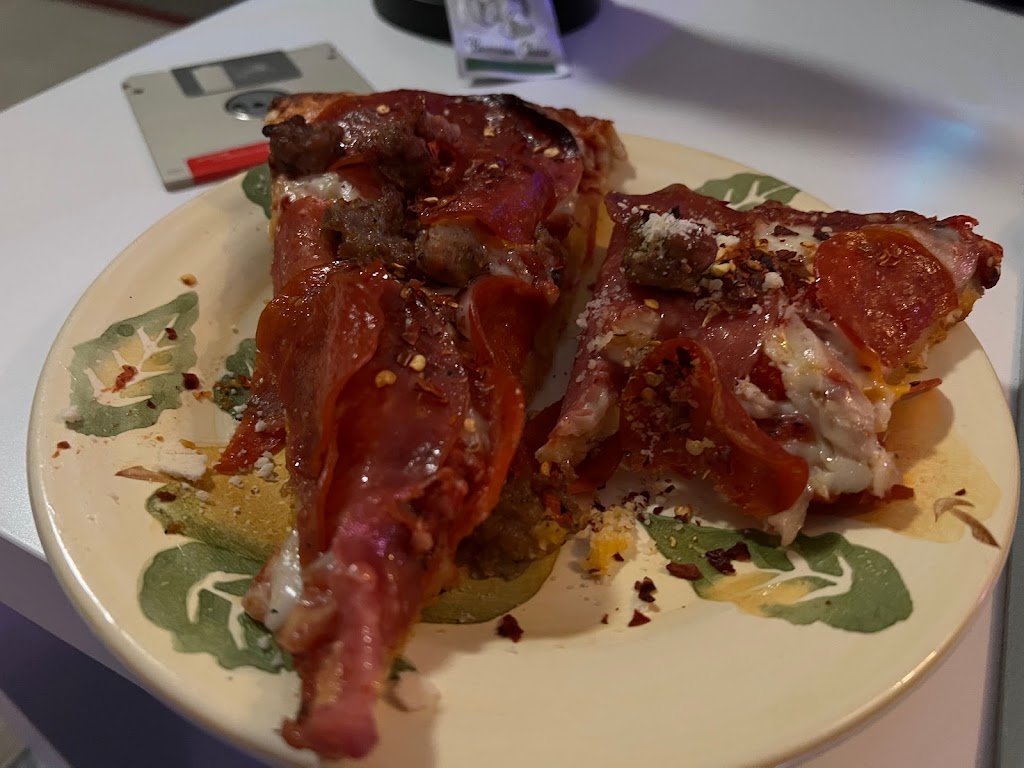 Angelos Pizza Parlor | restaurant | 725 N Main St, Phoenix, OR 97535, USA | 5415351535 OR +1 541-535-1535