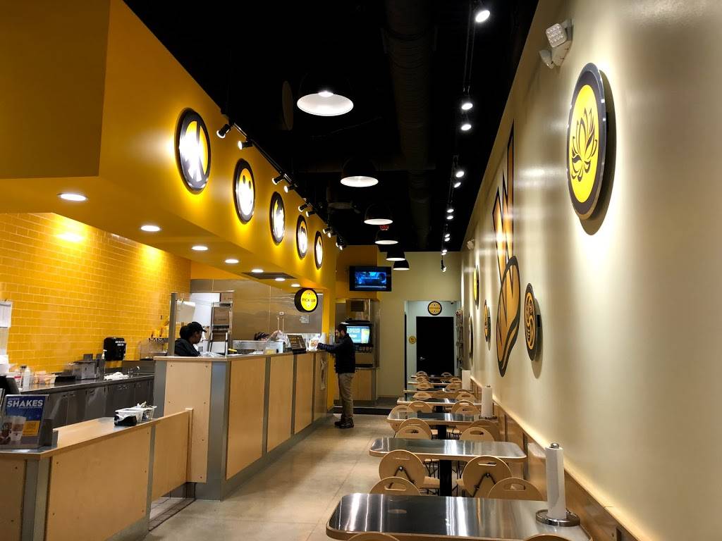 Which Wich Superior Sandwiches | restaurant | 10795 Belleville Rd, Belleville, MI 48111, USA | 7343257567 OR +1 734-325-7567
