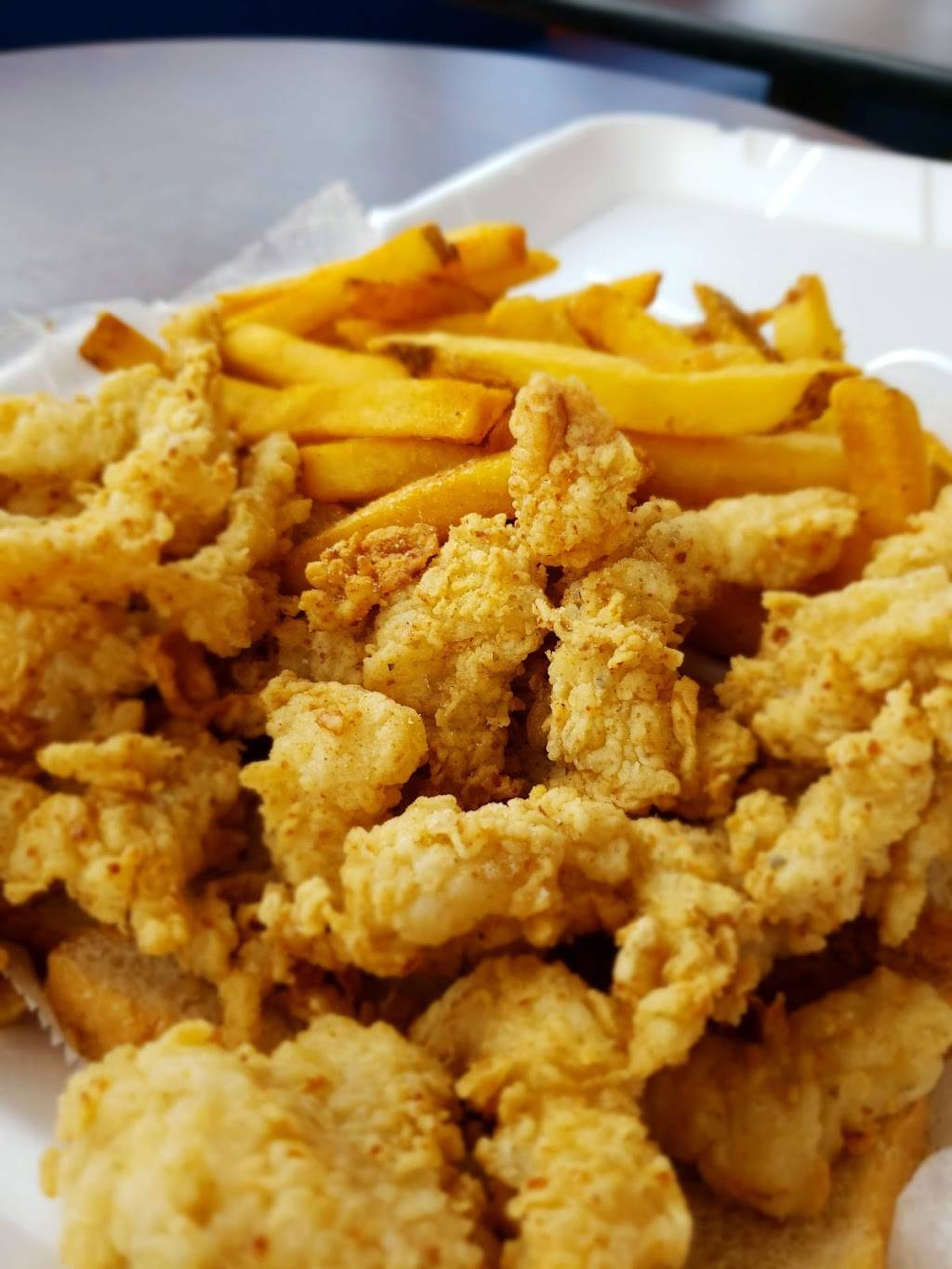 Quickies Burgers & Wings | restaurant | 1000 S State Rd 7, Hollywood, FL 33023, USA | 9549819464 OR +1 954-981-9464