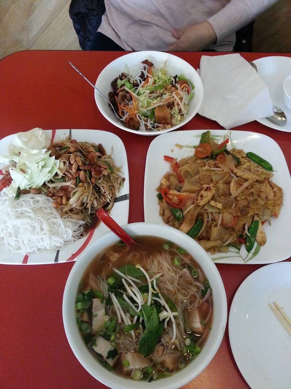 IndoChin Vietnamese Restaurant | restaurant | 1702 Grand Ave, St Paul, MN 55105, USA | 6516902728 OR +1 651-690-2728