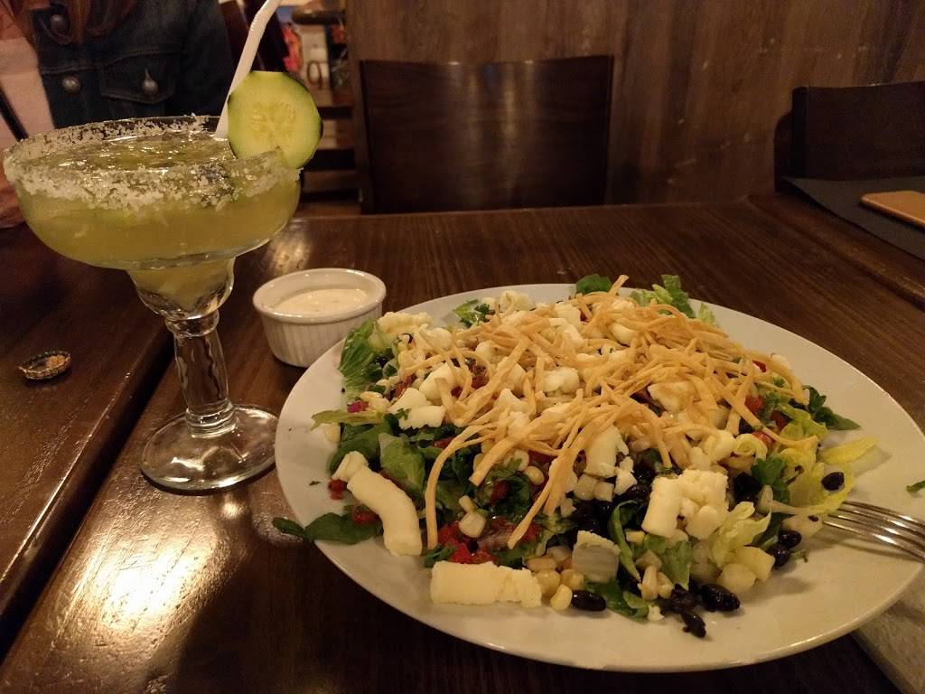 Magalys Tamales | restaurant | 134 N Maclay Ave, San Fernando, CA 91340, USA | 8188373524 OR +1 818-837-3524