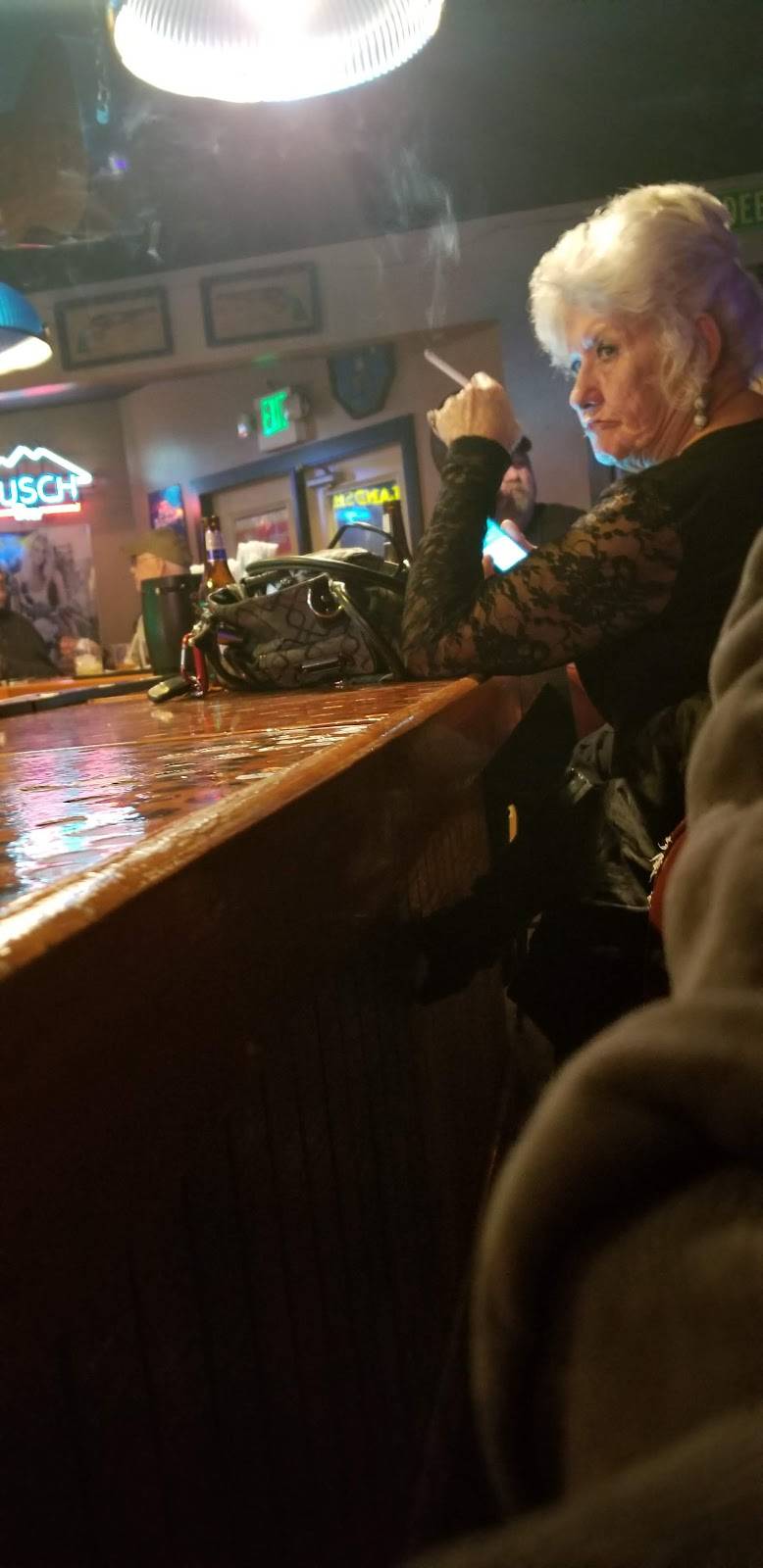 VJs Restaurant | restaurant | Co Rd 46, Shelby, AL 35143, USA | 2056705109 OR +1 205-670-5109