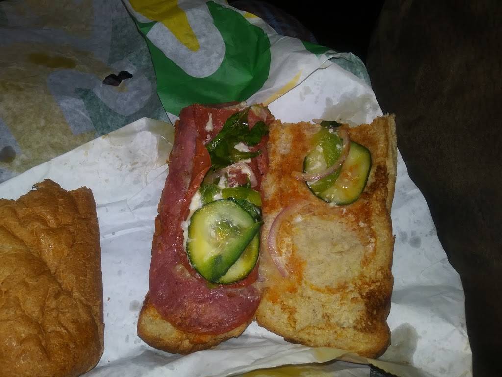 Subway | restaurant | 1536 Joe B Jackson Pkwy, Murfreesboro, TN 37127, USA | 6158951668 OR +1 615-895-1668