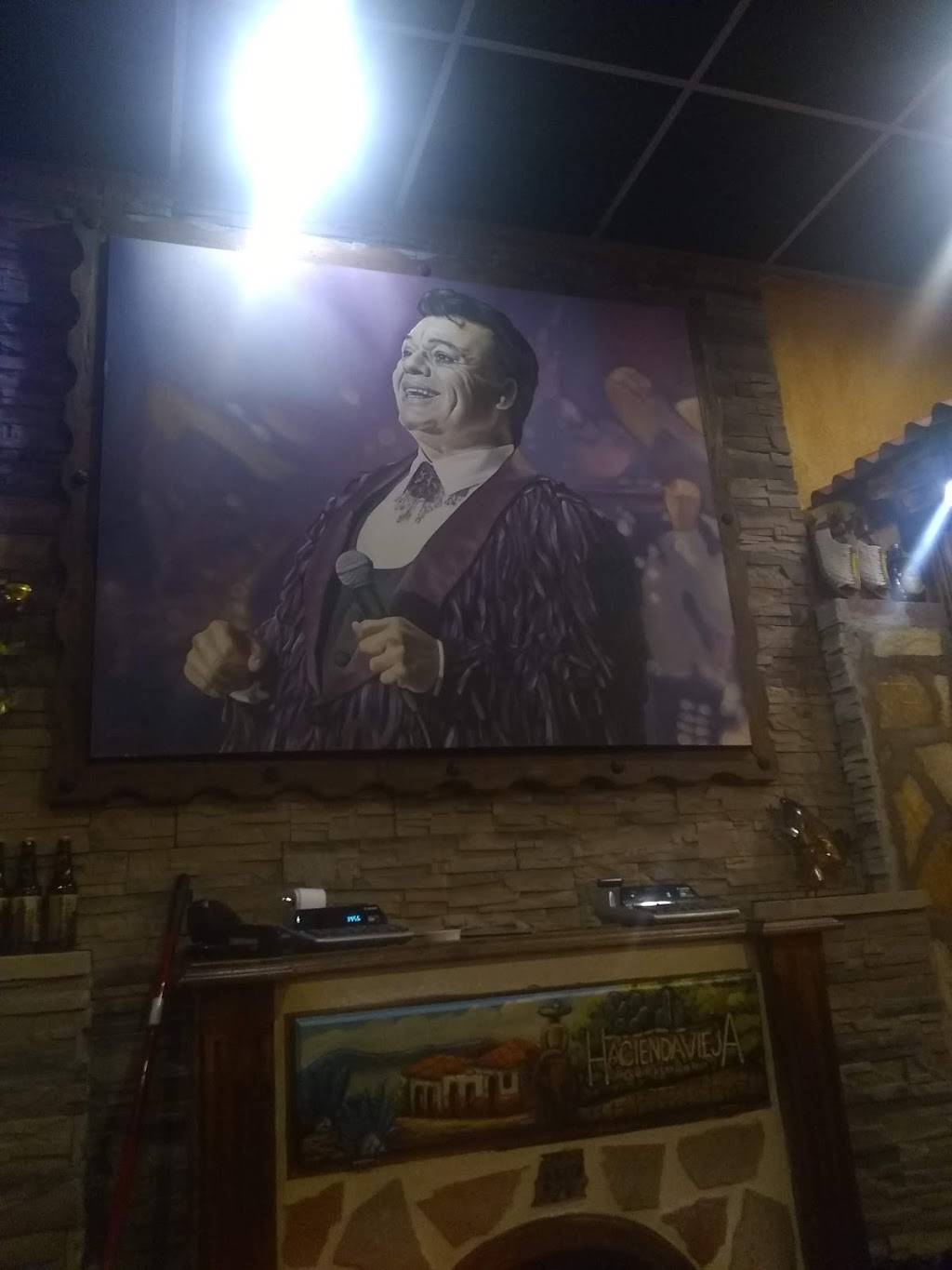 Hacienda Vieja | restaurant | 3035 US-36, Pendleton, IN 46064, USA | 7657783104 OR +1 765-778-3104