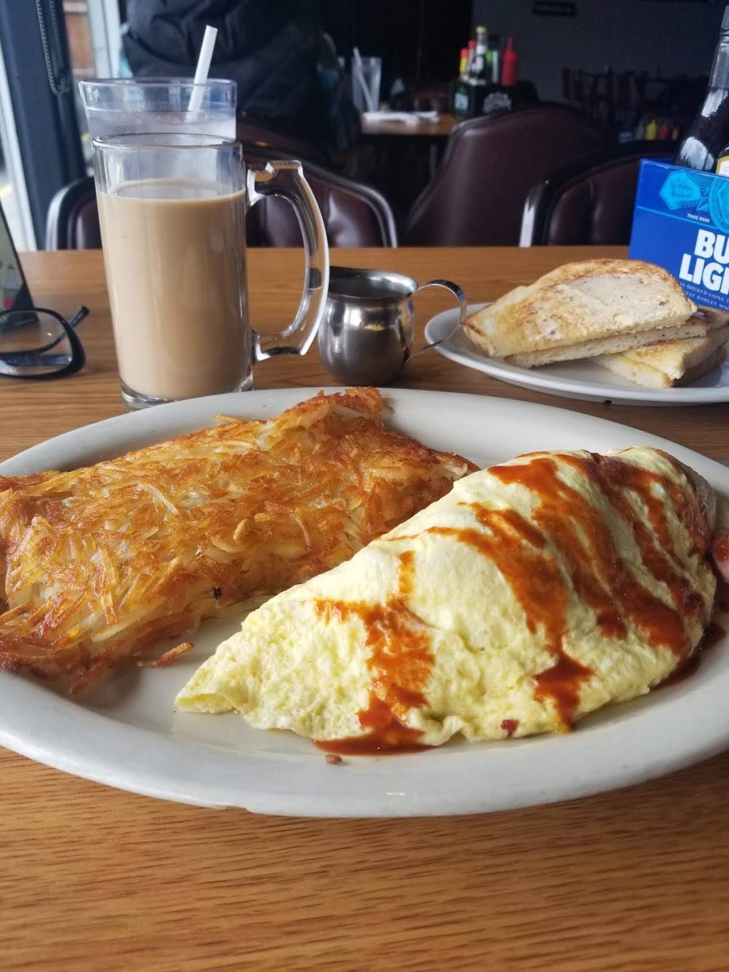 Madison Avenue Pub | restaurant | 905 Madison St, Everett, WA 98203, USA | 4253487402 OR +1 425-348-7402