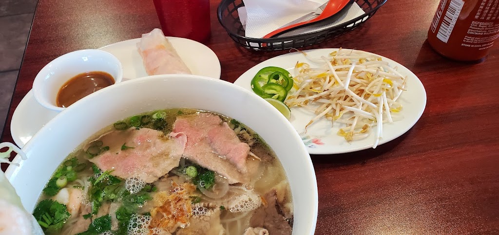 Pho&More | restaurant | 4023 John Ben Shepperd Pkwy, Odessa, TX 79762, USA | 4326146541 OR +1 432-614-6541