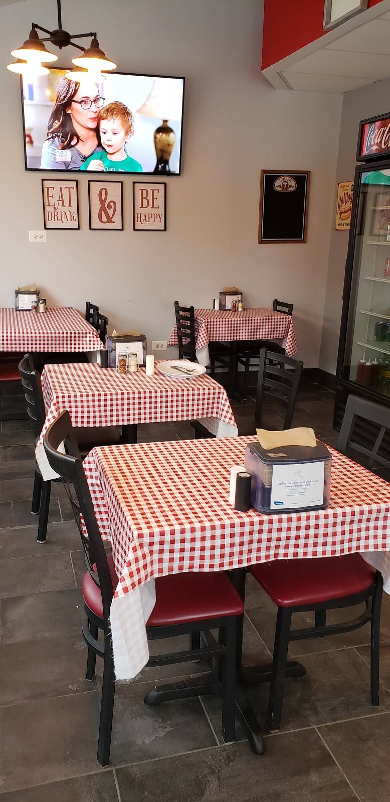 Nanis Pizza & Pasta | restaurant | 303 S Main St, Wheaton, IL 60187, USA | 6306810777 OR +1 630-681-0777