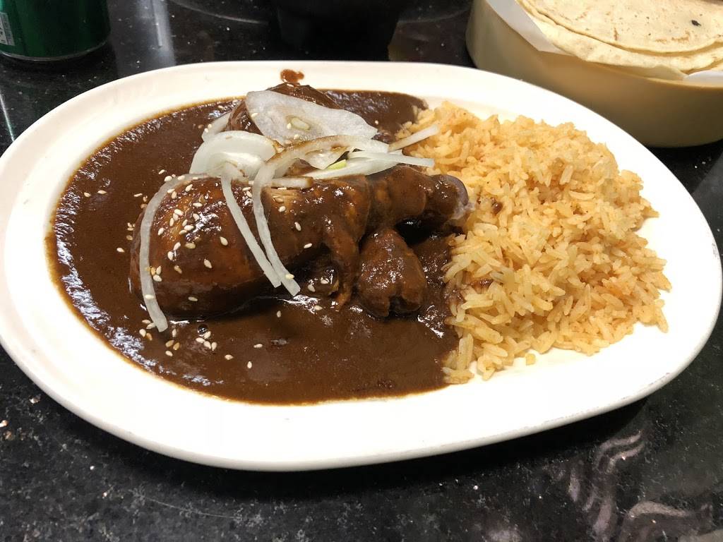 La Casa De Esther | restaurant | 4925 Sisk Rd, Salida, CA 95368, USA | 2095458080 OR +1 209-545-8080