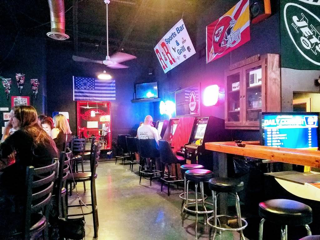 R & R Sports Bar & Grill | restaurant | 1840 Barker Cypress Rd, Houston, TX 77084, USA | 2815782704 OR +1 281-578-2704