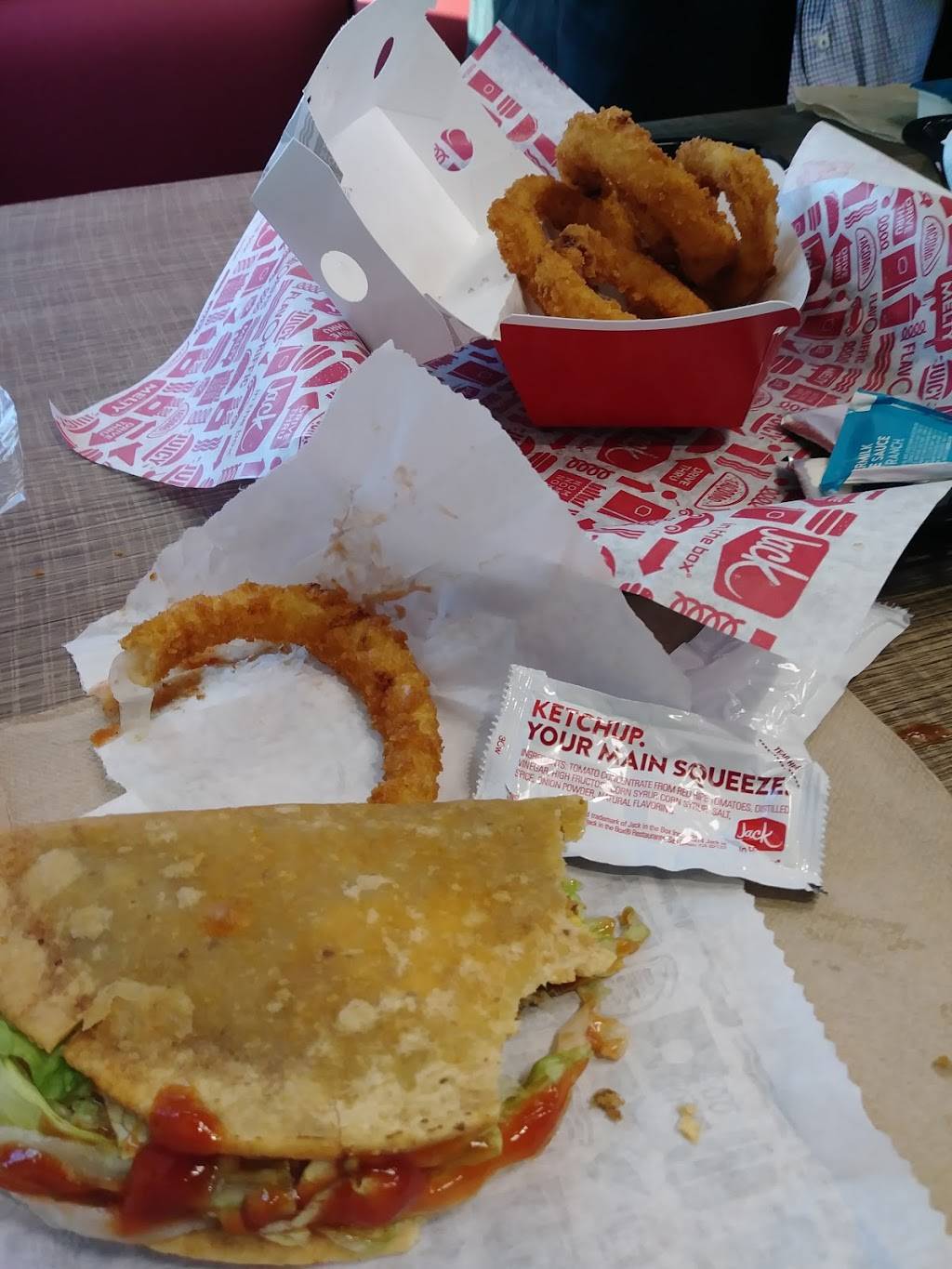 Jack in the Box | restaurant | 1220 Centinela Ave, Inglewood, CA 90302, USA | 4243319251 OR +1 424-331-9251