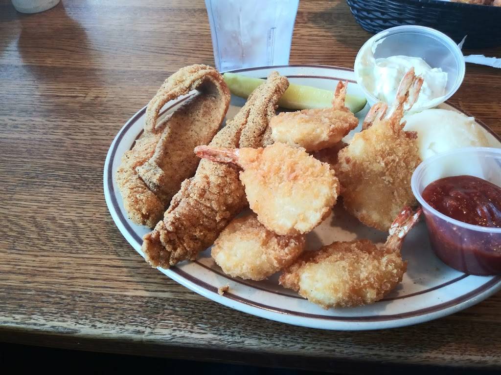 Jumpin Catfish Restaurant | restaurant | 834 SW Blue Pkwy, Lees Summit, MO 64063, USA | 8165543474 OR +1 816-554-3474
