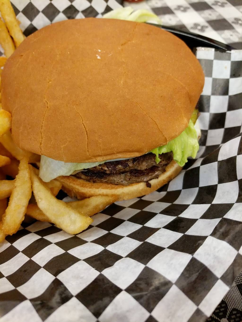 Smokin Ds Pit Stop BBQ | restaurant | 7822 US-51, Millington, TN 38053, USA | 9018734970 OR +1 901-873-4970