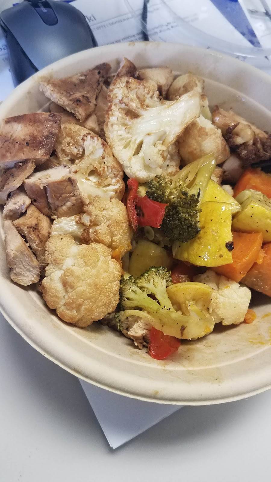 LuLus Mediterranean | restaurant | 5 E Greenway Plaza C620, Houston, TX 77046, USA | 7136223287 OR +1 713-622-3287