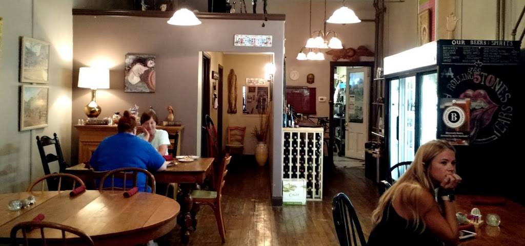 Simple Table | restaurant | 617 7th St, Fort Madison, IA 52627, USA | 3193728824 OR +1 319-372-8824