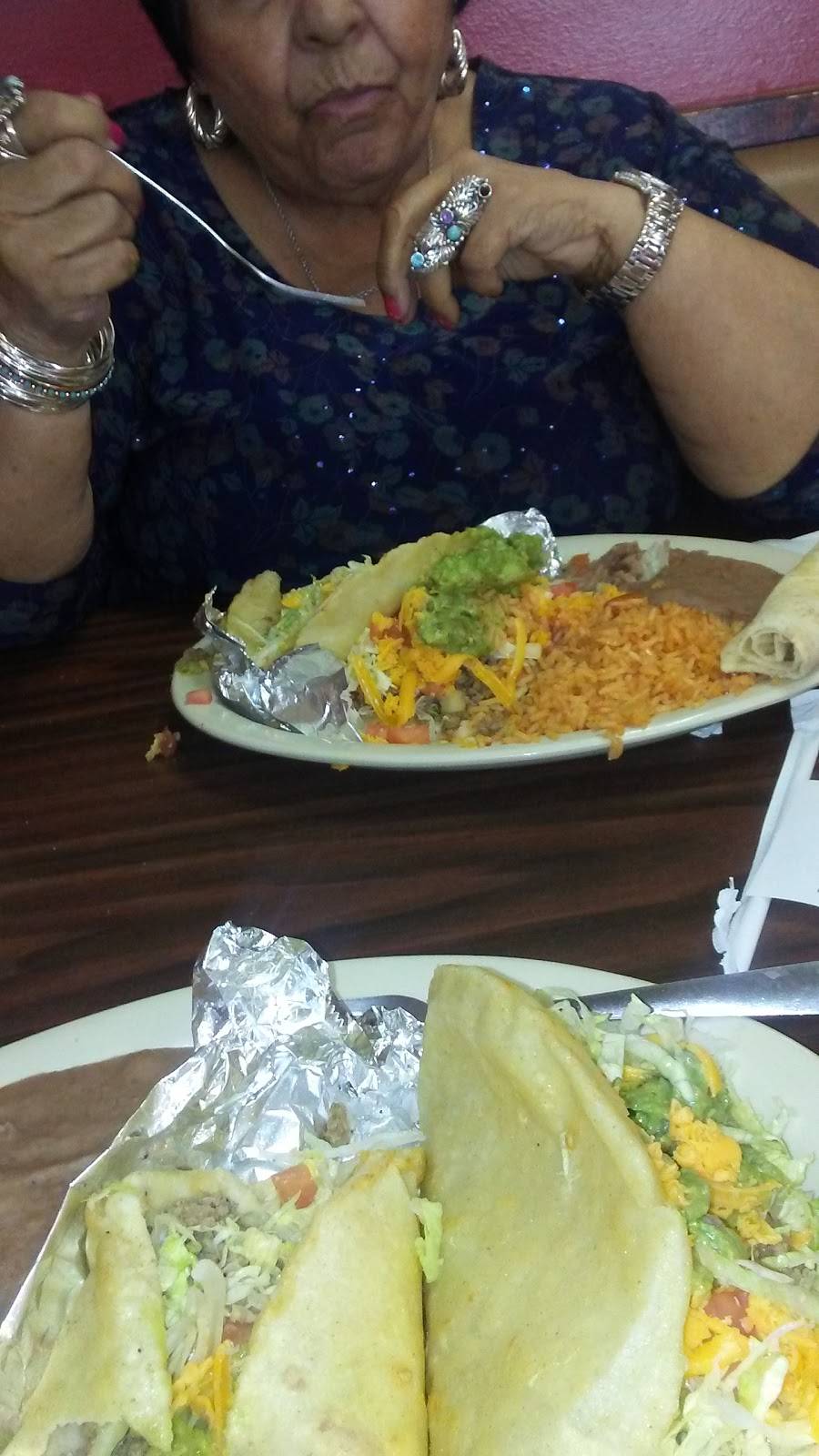 Tink A Tako 7 | restaurant | 703 US-90 E, Castroville, TX 78009, USA | 8305383970 OR +1 830-538-3970