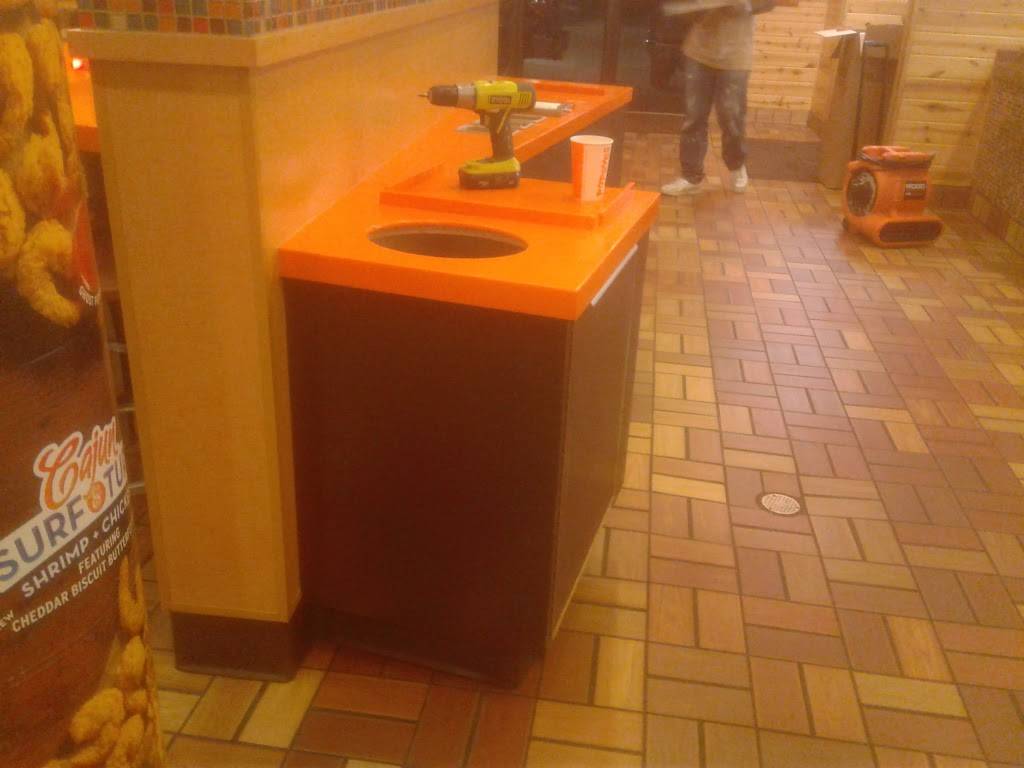 Popeyes Louisiana Kitchen | restaurant | 4049 Gulfway Dr, Port Arthur, TX 77642, USA | 4099858867 OR +1 409-985-8867