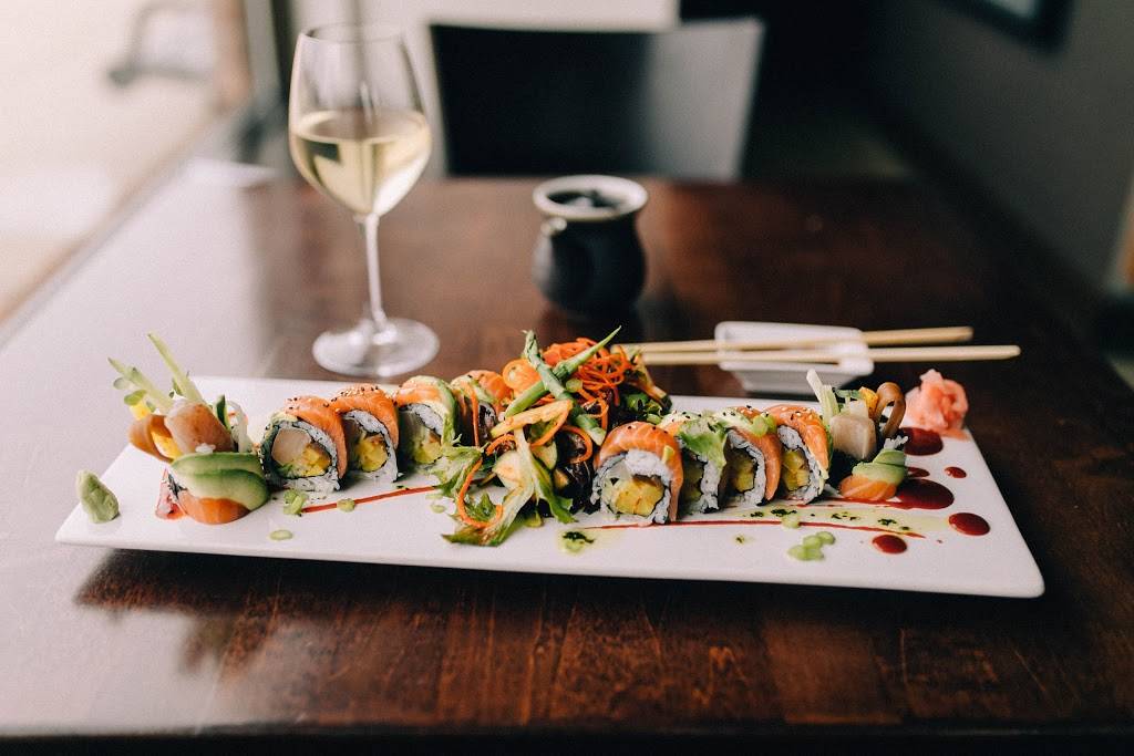 Maru Sushi & Grill | restaurant | 1500 W Lake Lansing Rd, East Lansing, MI 48823, USA | 5173371500 OR +1 517-337-1500