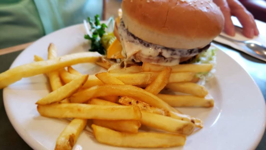 Bobs Big Boy | restaurant | 8876 Corbin Ave, Northridge, CA 91324, USA | 8187722627 OR +1 818-772-2627