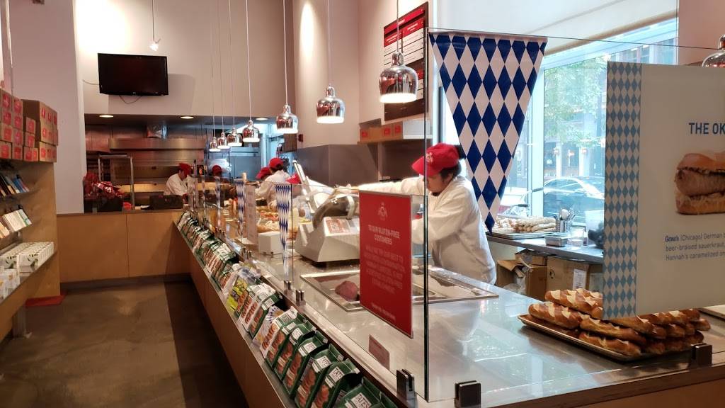 Hannahs Bretzel | meal takeaway | 131 S Dearborn St, Chicago, IL 60603, USA | 3126211111 OR +1 312-621-1111