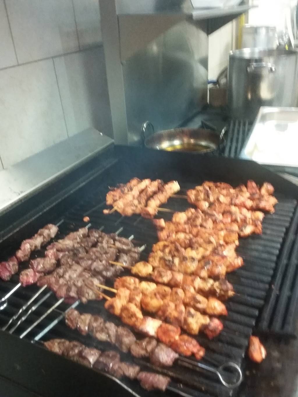 Pita Pita Plus | restaurant | 456 Wharncliffe Rd S, London, ON N6J 2M9, Canada | 5196720068 OR +1 519-672-0068