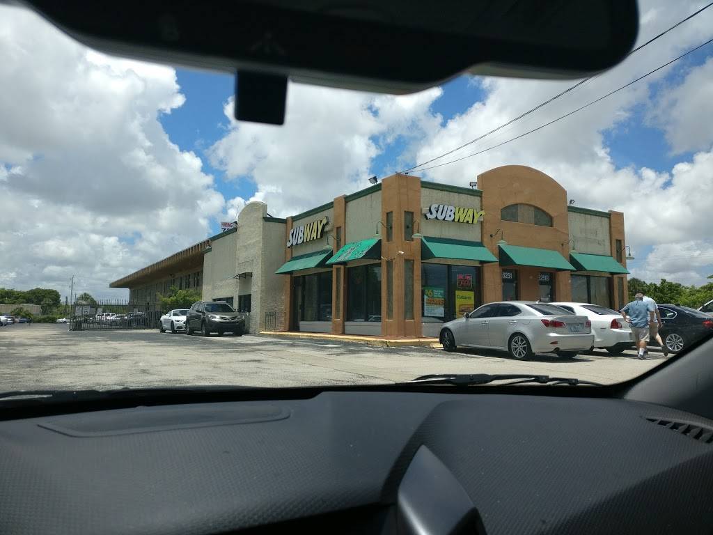Subway | restaurant | 6251 Powerline Rd, Fort Lauderdale, FL 33309, USA | 9544897786 OR +1 954-489-7786