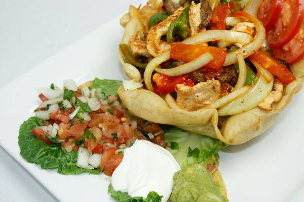 Morazan Restaurant | restaurant | 5421 South Blvd, Charlotte, NC 28217, USA | 7045252000 OR +1 704-525-2000