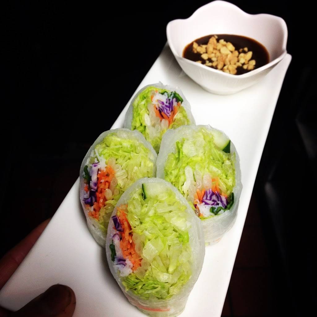 Port Thai Place | meal takeaway | 24 Main St, Port Washington, NY 11050, USA | 5168833940 OR +1 516-883-3940