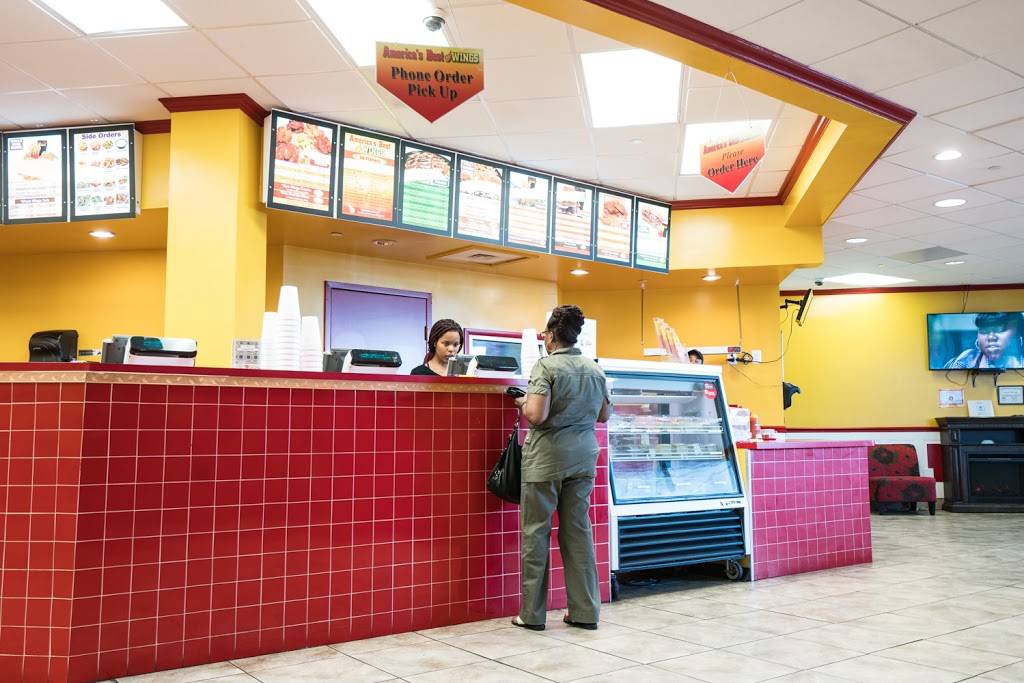 Americas Best Wings | restaurant | 8825 Branch Ave, Clinton, MD 20735, USA | 3018779464 OR +1 301-877-9464