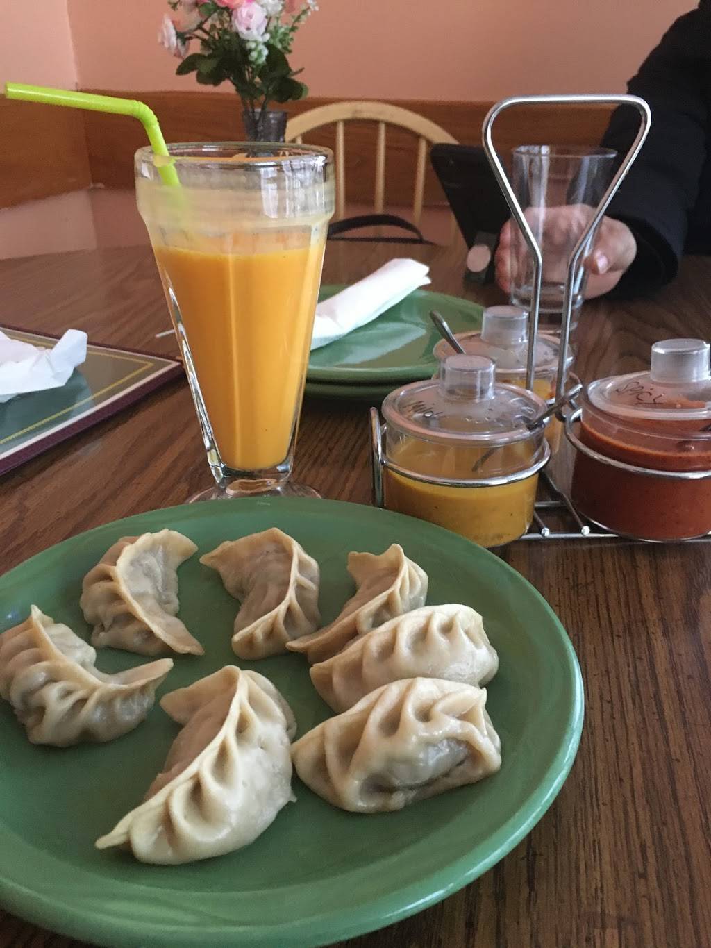 Sherpa dahal restaurant | restaurant | 163 Pearl St, Essex Junction, VT 05452, USA | 8028715176 OR +1 802-871-5176