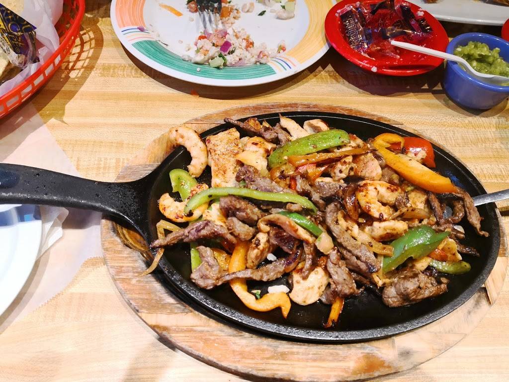 Las Islas Marias (Perrin Beitel) | restaurant | 10930 Perrin Beitel Rd, San Antonio, TX 78217, USA | 2105900909 OR +1 210-590-0909