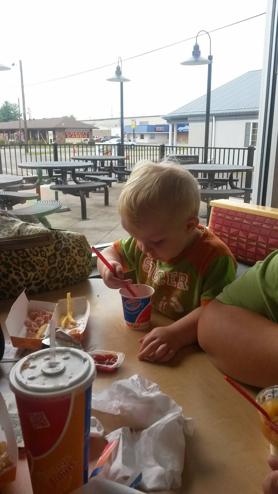 Dairy Queen Grill & Chill | restaurant | 171 N Bridge St, Chillicothe, OH 45601, USA | 7408514629 OR +1 740-851-4629