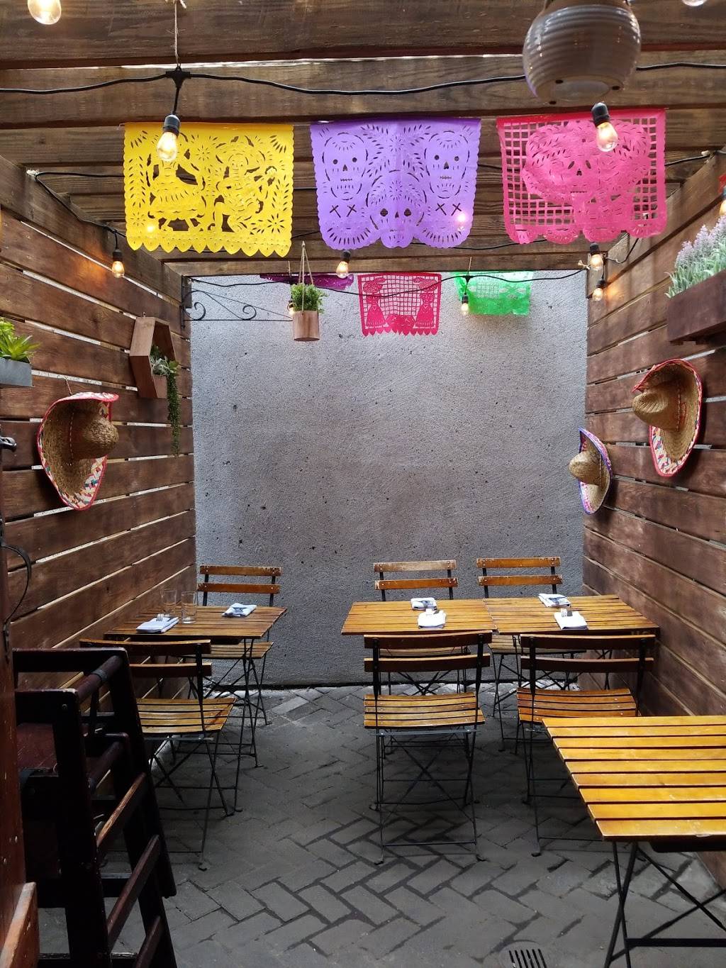 The Calaveras | restaurant | 949 Columbus Ave, New York, NY 10025, USA | 6464846533 OR +1 646-484-6533