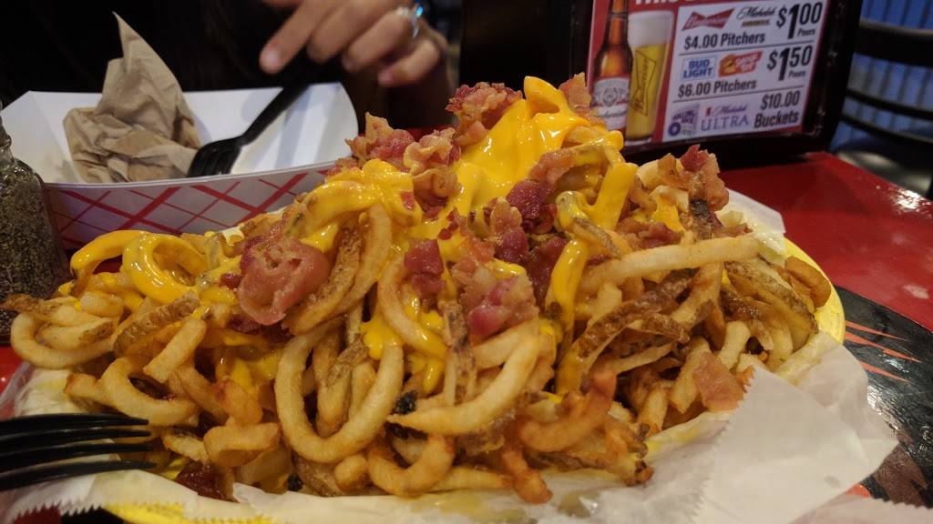 Papa Bees | restaurant | 480 S Ronald Reagan Blvd, Longwood, FL 32750, USA | 4072601122 OR +1 407-260-1122