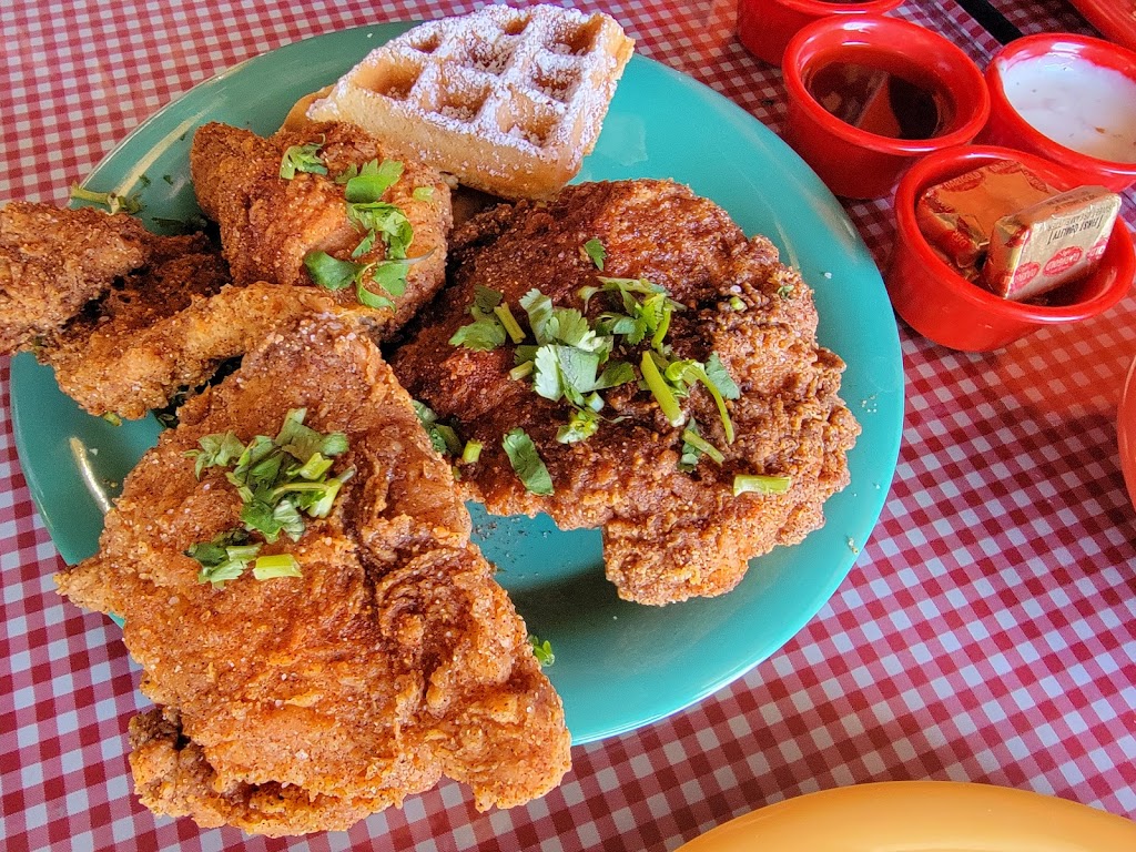 Ma Souls Chicken & Waffles | restaurant | 5439 Sepulveda Blvd, Culver City, CA 90230, USA | 4242585412 OR +1 424-258-5412