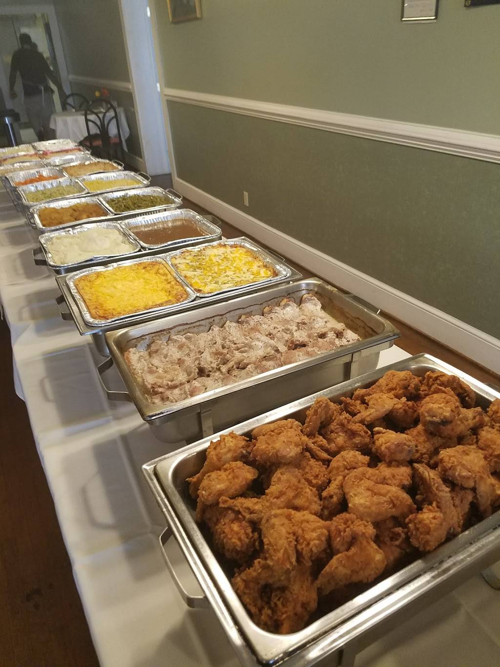 Victorias Restaurant | restaurant | 1411 8th St, Victoria, VA 23974, USA | 4346962404 OR +1 434-696-2404